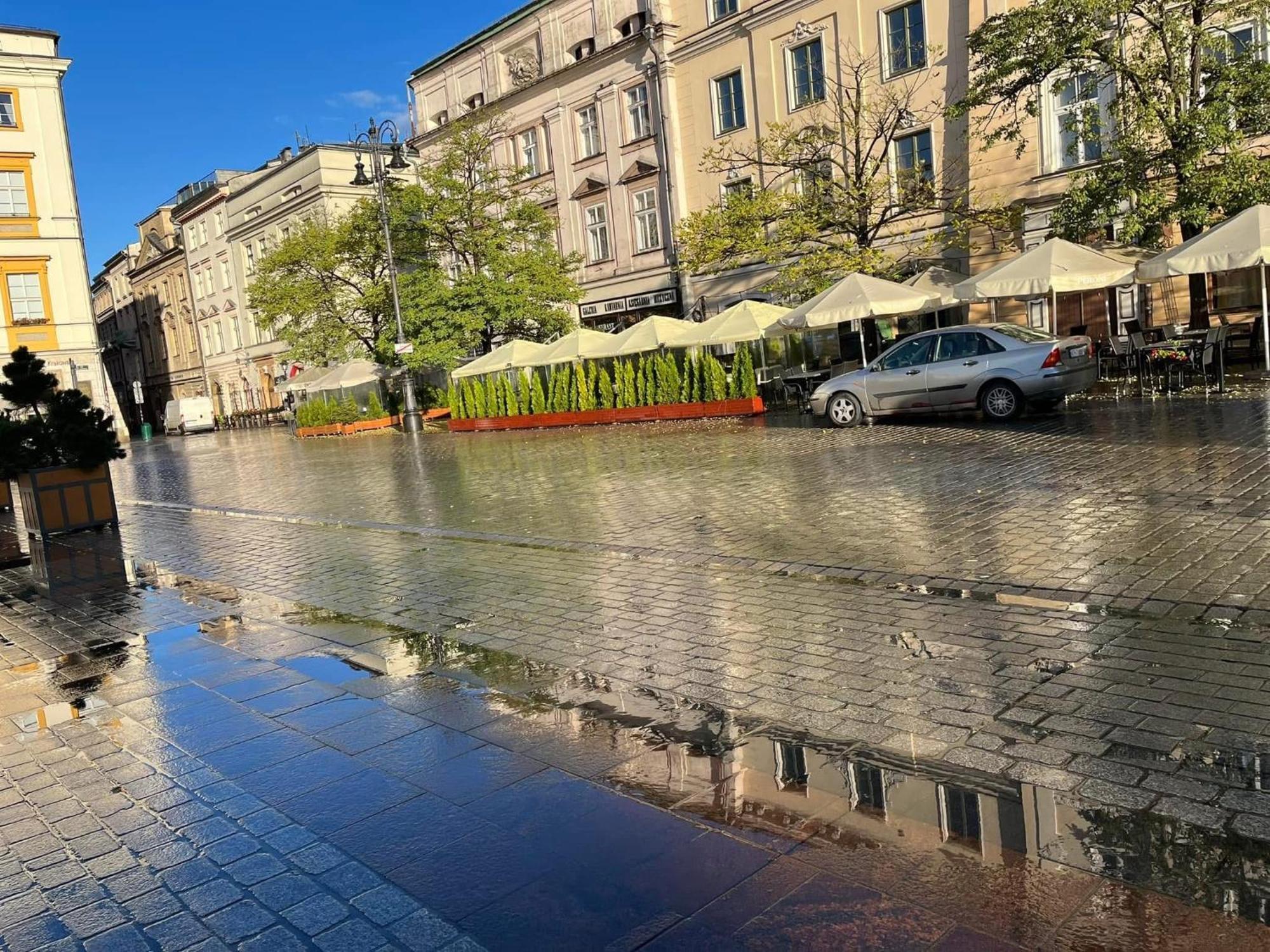 Residence B&B La Fontaine Aparthotel Krakow Exterior photo